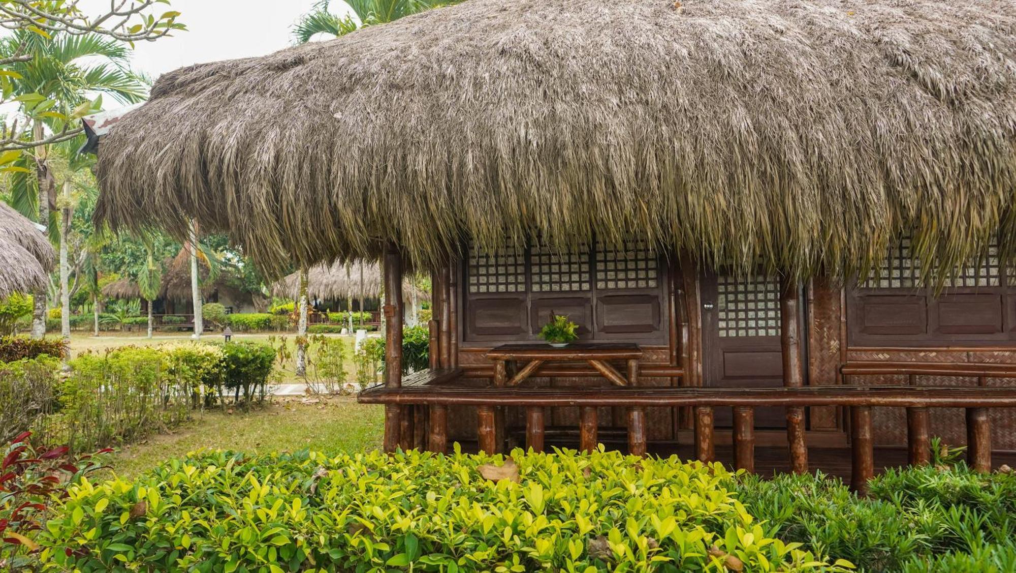 Hijo Resorts Davao Tagum Exterior photo