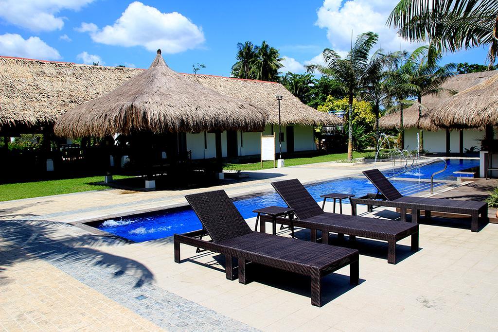 Hijo Resorts Davao Tagum Exterior photo