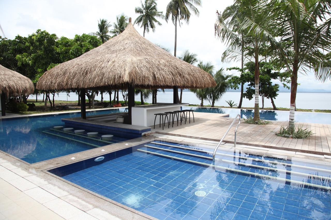 Hijo Resorts Davao Tagum Exterior photo